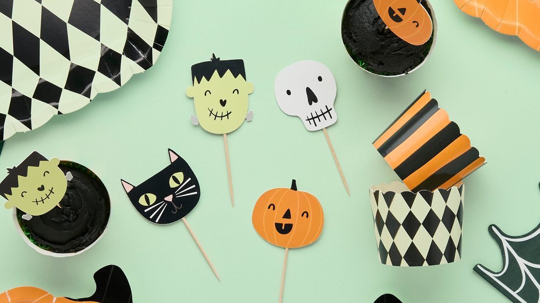 halloween themed cake topper