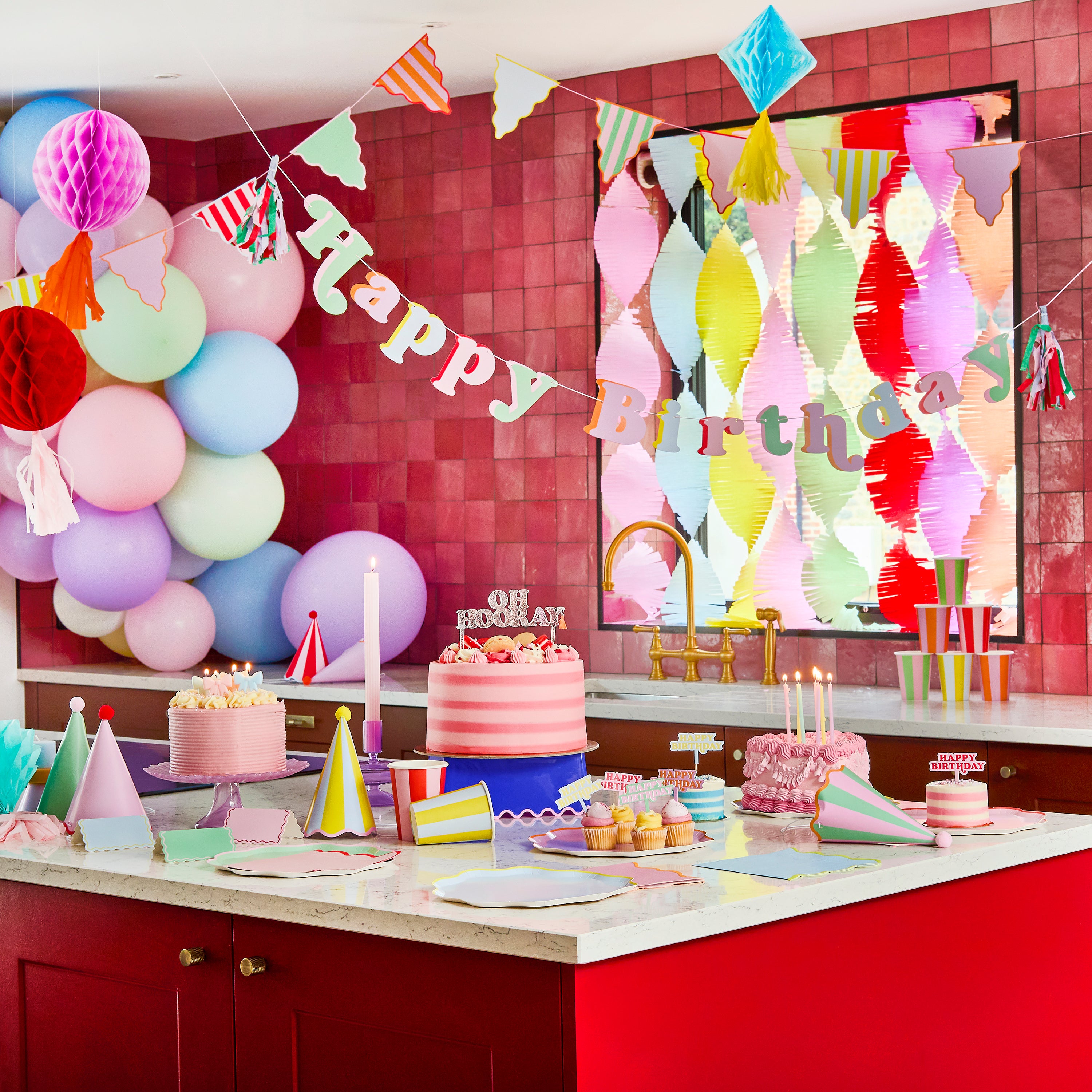 Colour Block Party Honeycomb shapes and tassels (1pkt/4pcs)