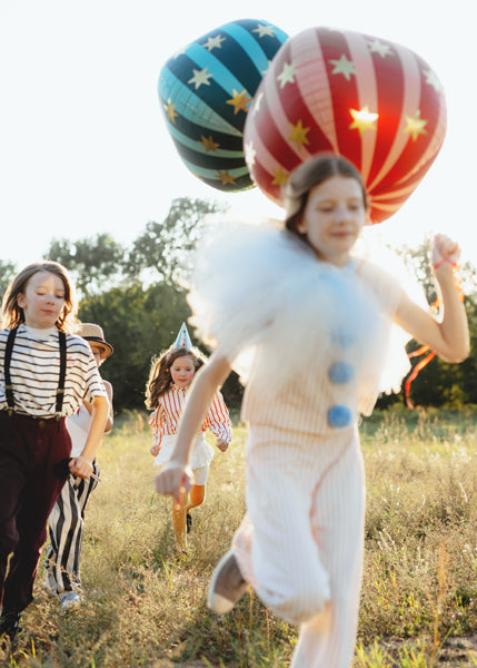 Big Top Circus Starry Balloon (1pcs) - Party Lane 