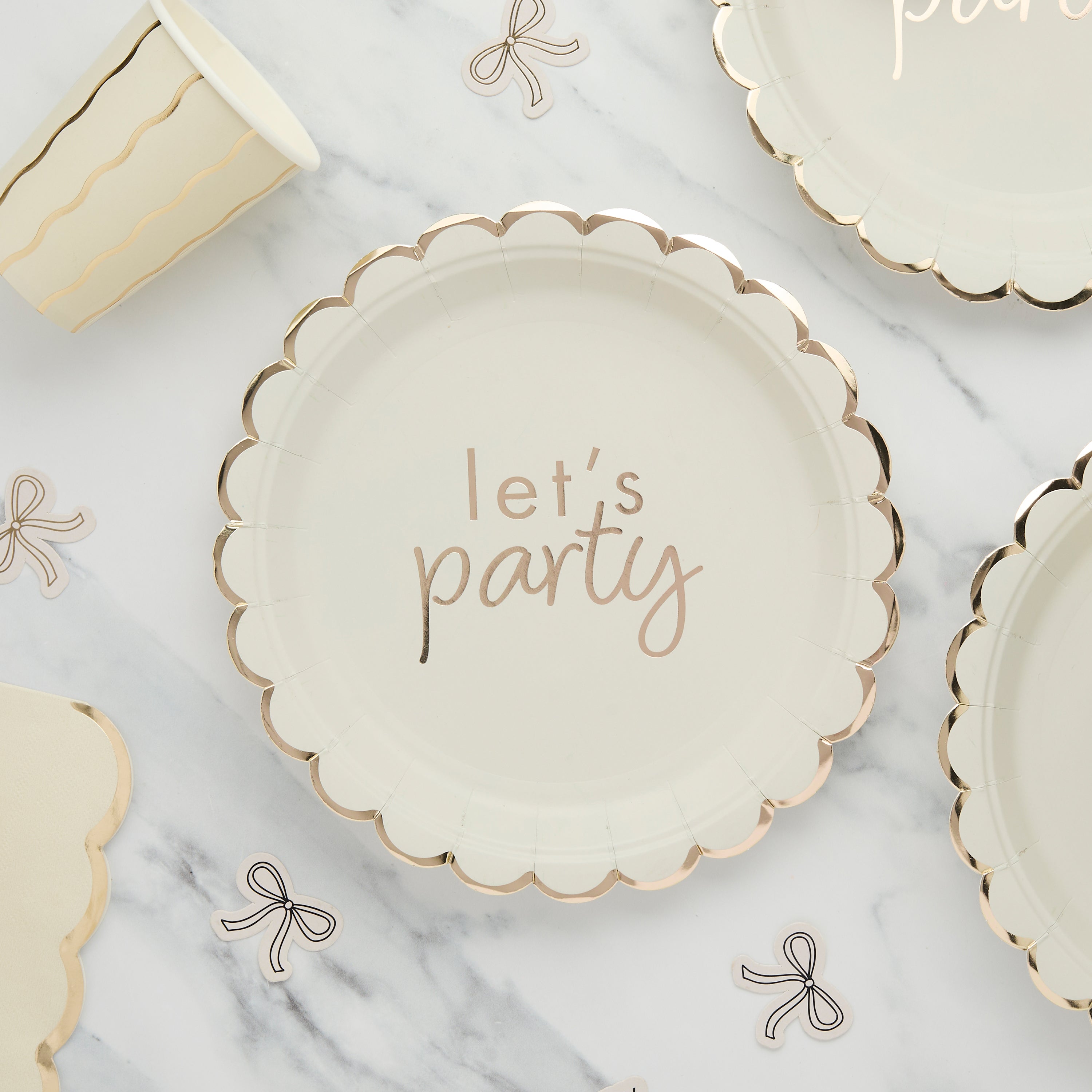 Let's Party Paper Plates 22.5cm (1pkt/8pcs) - Party Lane 