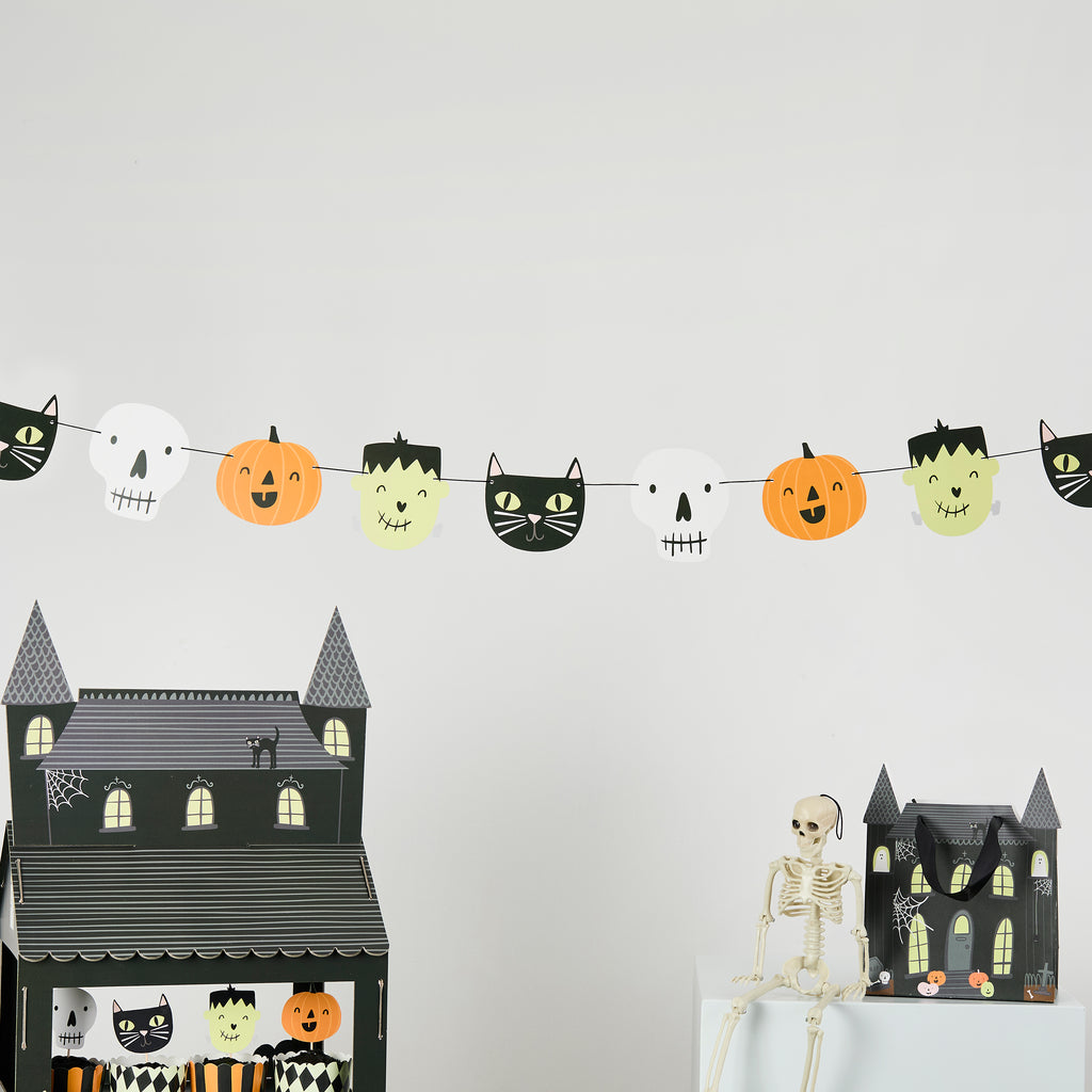 Monster Mob Garland (1pkt/1pc) - Party Lane 