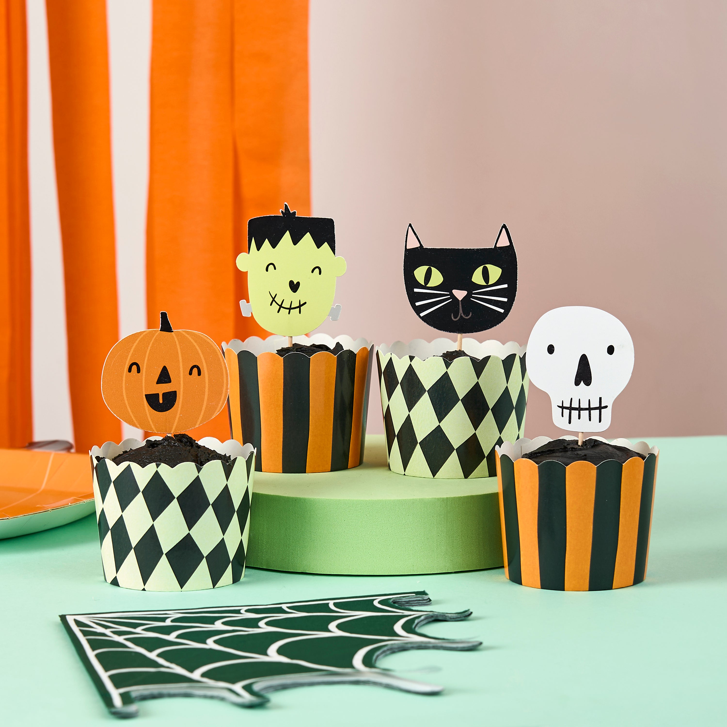 Monster Mob Food Picks and Cups (1pkt/12pcs) - Party Lane 