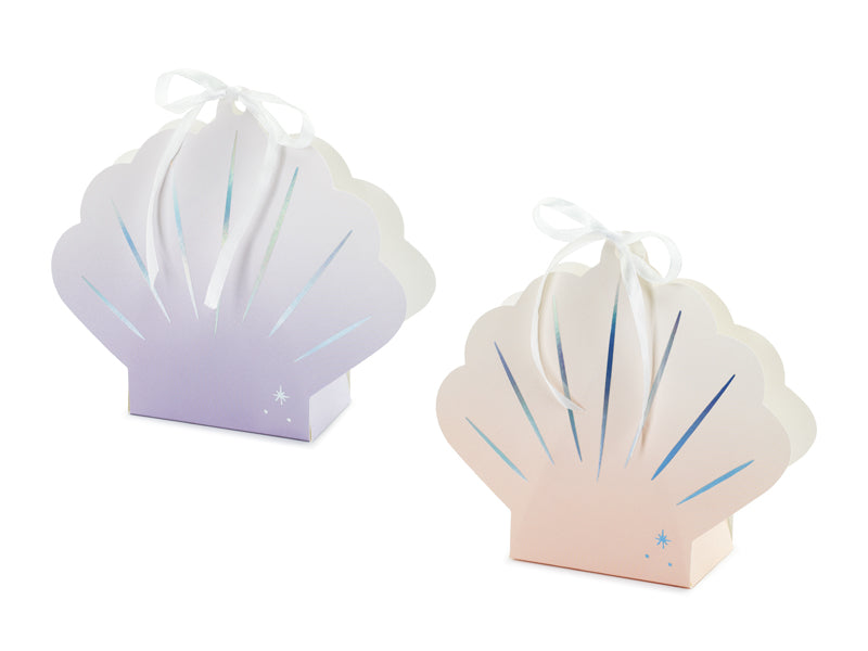 A set of 4 snack boxes shaped like seashells, perfect for serving small treats at a mermaid or beach-themed party.